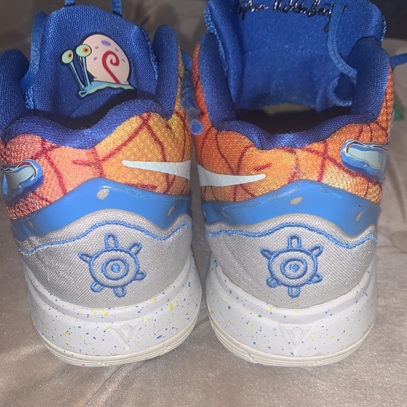 SPONGEBOB SQUAREPANTS X KYRIE 5 - Picture 8 of 10